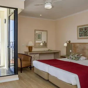 https://estudio-vista-mar-triplo.madeira-islandshotels.com