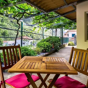 https://villa-rstica-casa-da-lurdes.madeira-islandshotels.com